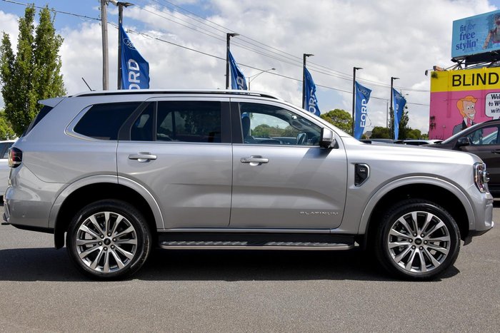 2024 Ford Everest Platinum