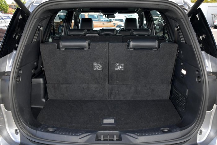 2024 Ford Everest Platinum