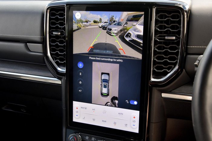 2024 Ford Everest Platinum