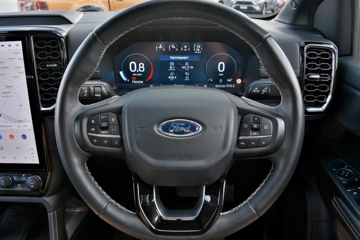 2024 Ford Everest Platinum