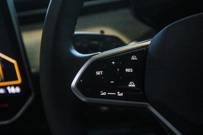 2025 Volkswagen ID. Buzz Pro BEV560