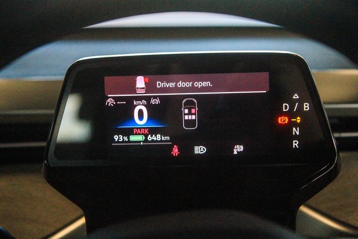 2025 Volkswagen ID. Buzz Pro BEV560