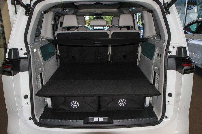 2025 Volkswagen ID. Buzz Pro BEV560