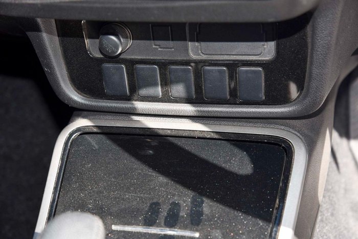 2016 Mitsubishi Outlander LS