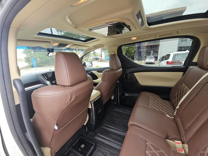 2017 Toyota Alphard X AGH30W White