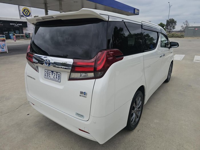 2017 Toyota Alphard X AGH30W White