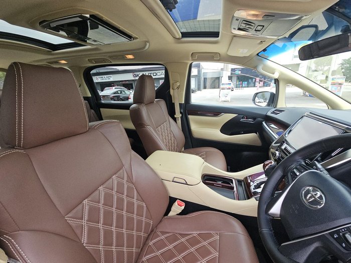 2017 Toyota Alphard X AGH30W White