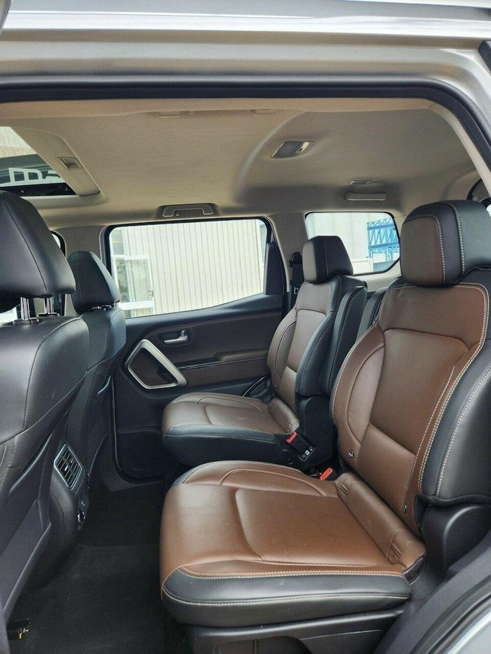 2023 Mahindra Scorpio Z8 4X4 Dazzling Silver