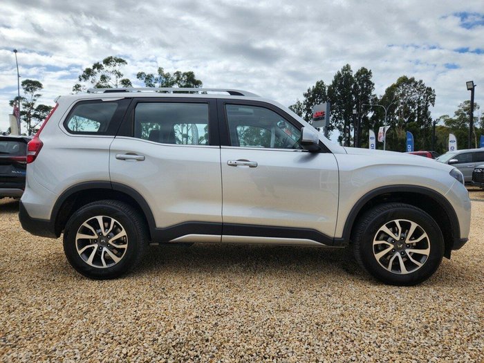 2023 Mahindra Scorpio Z8 4X4 Dazzling Silver