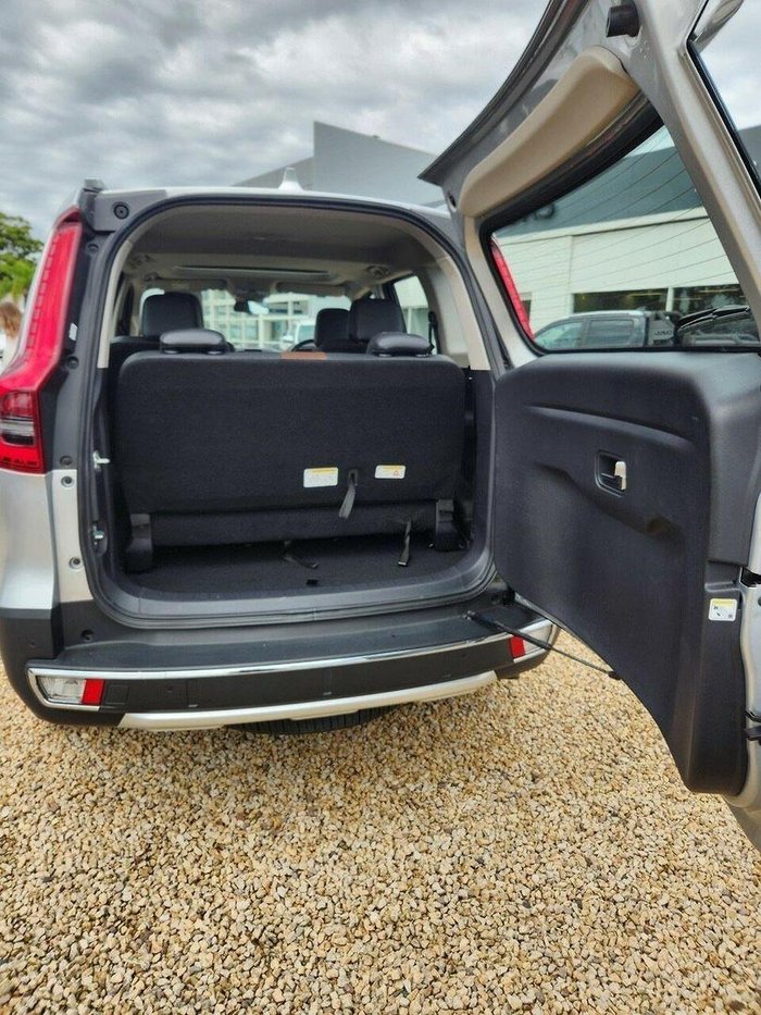 2023 Mahindra Scorpio Z8 4X4 Dazzling Silver