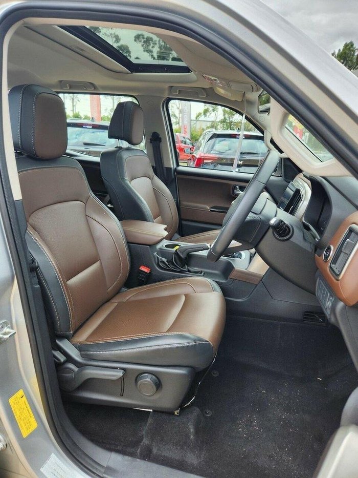 2023 Mahindra Scorpio Z8 4X4 Dazzling Silver