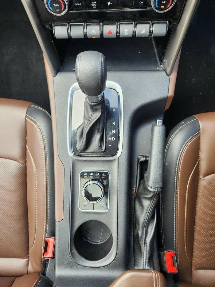 2023 Mahindra Scorpio Z8 4X4 Dazzling Silver