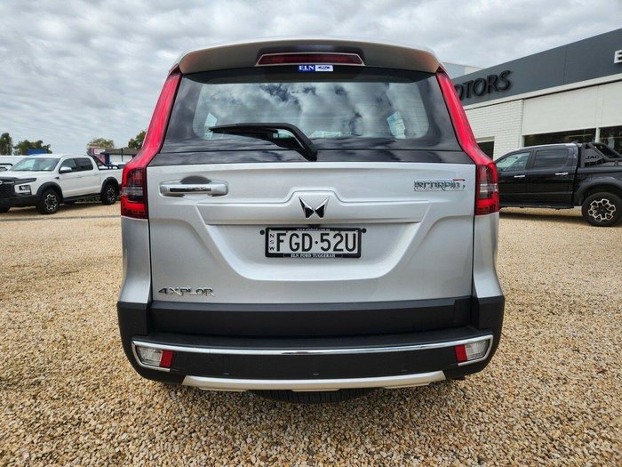 2023 Mahindra Scorpio Z8 4X4 Dazzling Silver