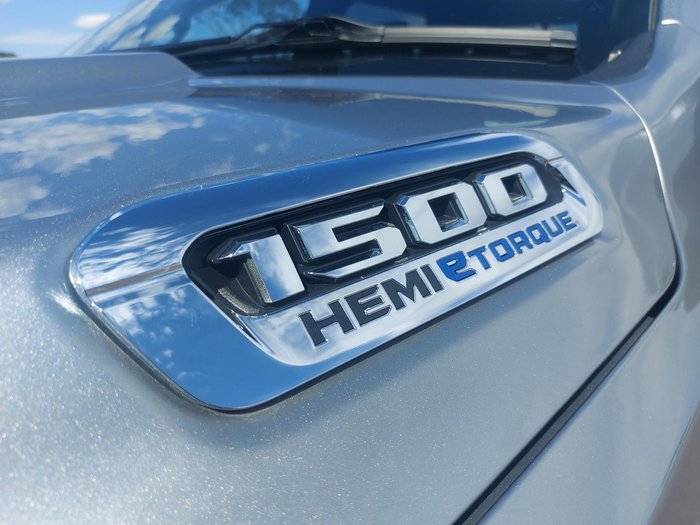 2024 RAM 1500 Laramie Sport RamBox