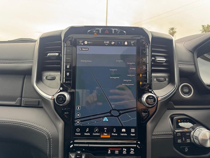 2024 RAM 1500 Laramie