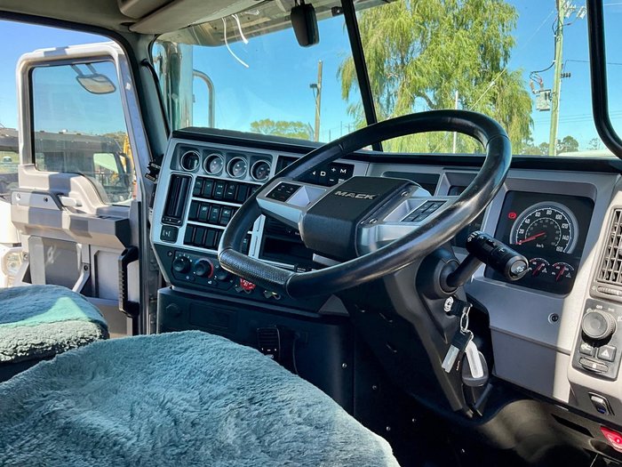 2022 Mack Trident Only 218000 Klm 3689 Hours $220000+Gst Suit New Byer MACK TRIDENT