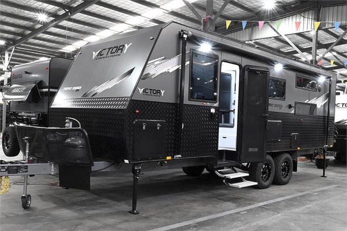 2025 VICTORY CARAVANS Trophy 24 Family Quad Bunk