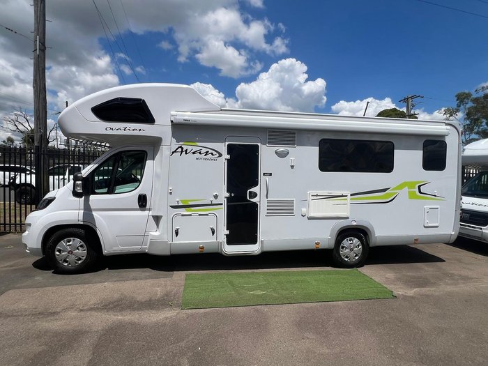 2025 Avan Ovation M9