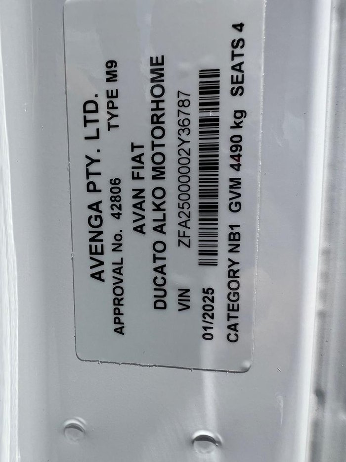 2025 Avan Ovation M9