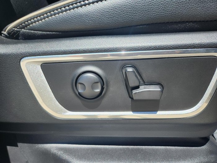 2023 RAM 1500 Laramie Sport RamBox