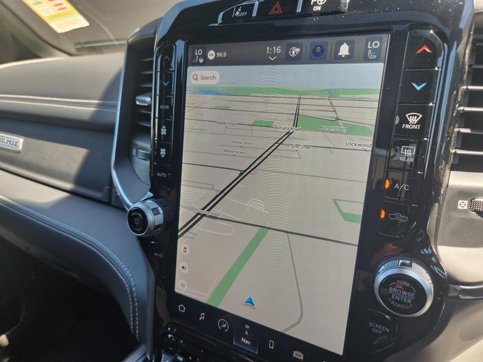 2023 RAM 1500 Laramie Sport RamBox