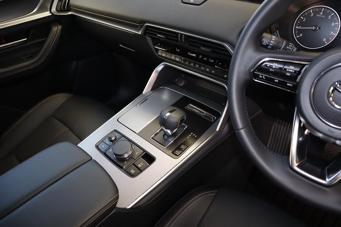 2024 Mazda CX-80 G40e Touring