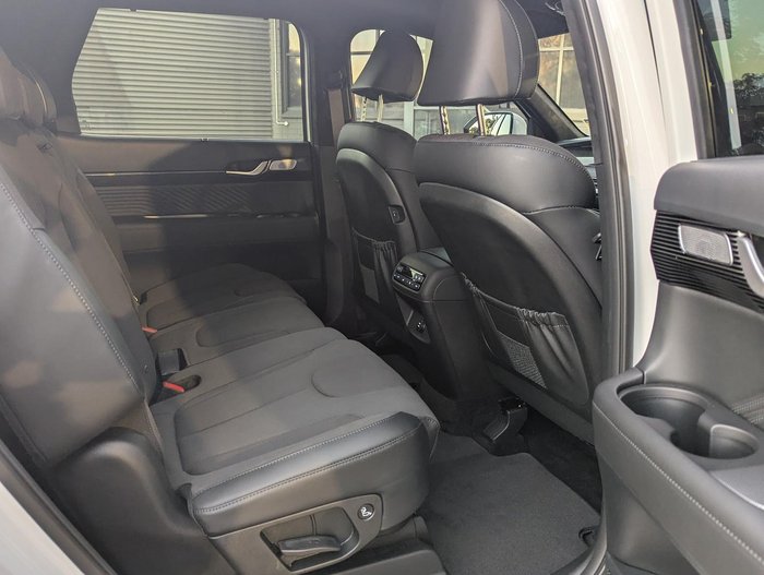 2024 Hyundai Palisade Calligraphy Black Ink