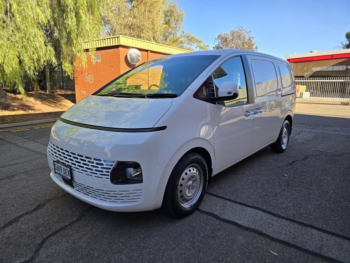 2024 Hyundai STARIA LOAD