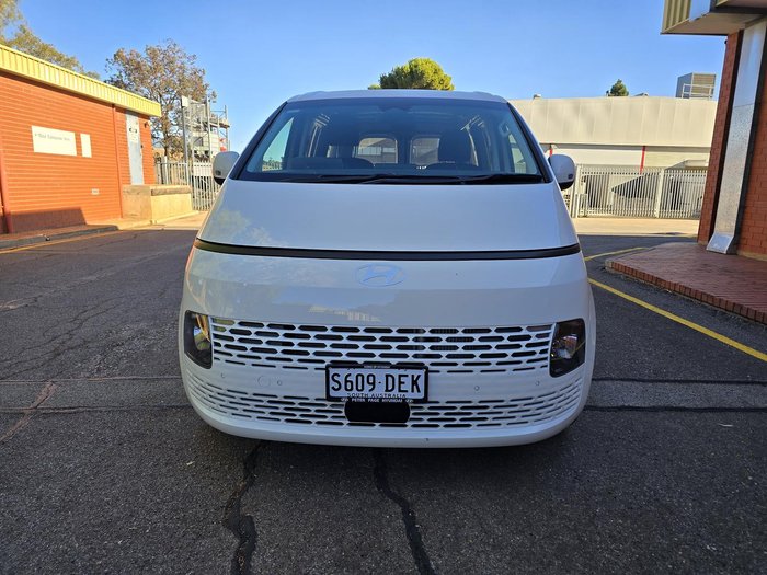 2024 Hyundai STARIA LOAD