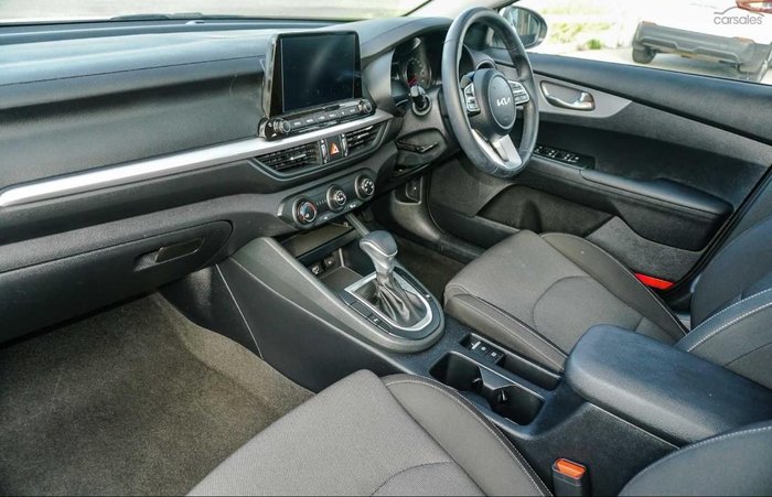 2023 Kia Cerato S