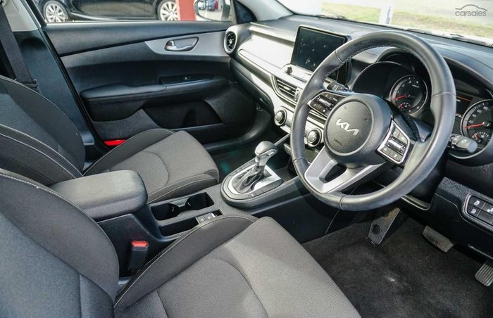 2023 Kia Cerato S