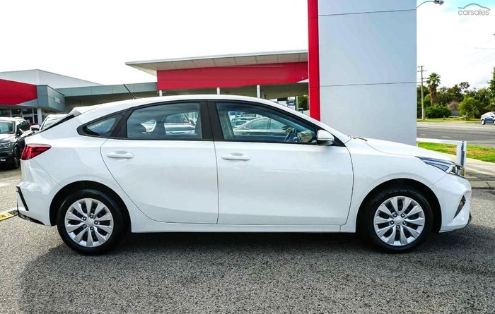 2023 Kia Cerato S