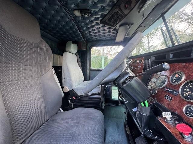 2010 Kenworth T408 It Bunk. Cummins Isx 525Hp, 97T Rated