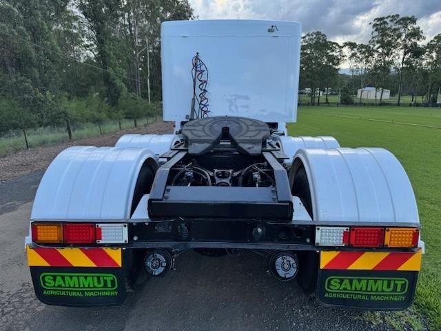 2010 Kenworth T408 It Bunk. Cummins Isx 525Hp, 97T Rated
