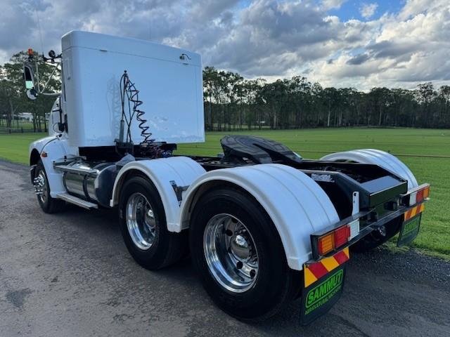 2010 Kenworth T408 It Bunk. Cummins Isx 525Hp, 97T Rated