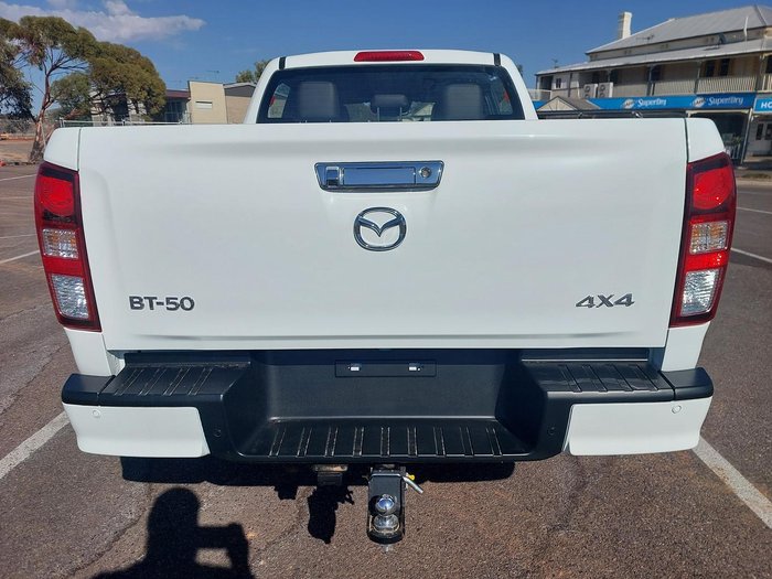 2024 Mazda BT-50 GT