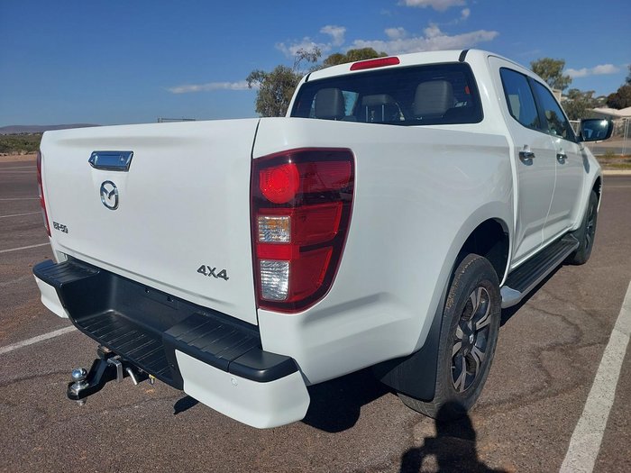 2024 Mazda BT-50 GT