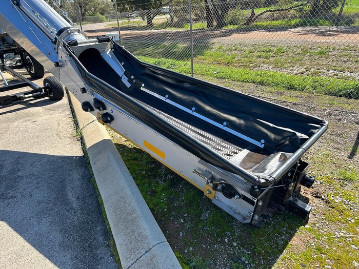 2025 Convey-All 1658 TL Stainless Steel Self Propelled Grain Conveyor