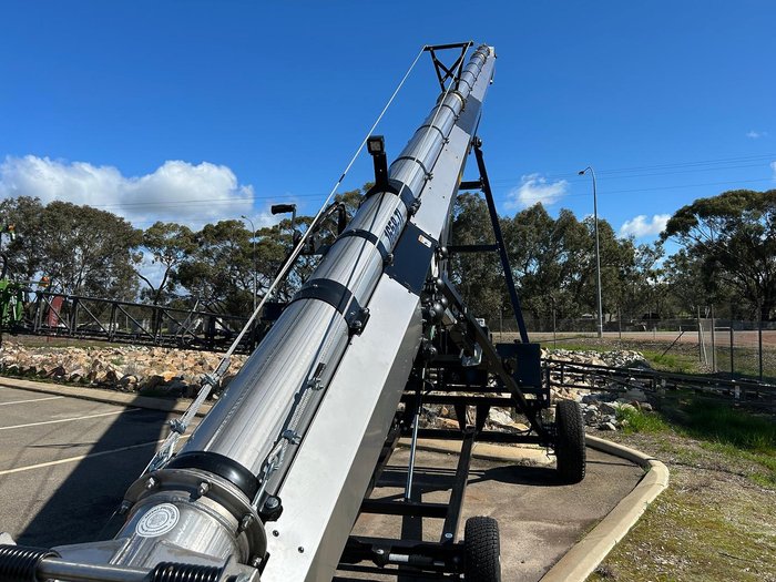 2025 Convey-All 1658 TL Stainless Steel Self Propelled Grain Conveyor