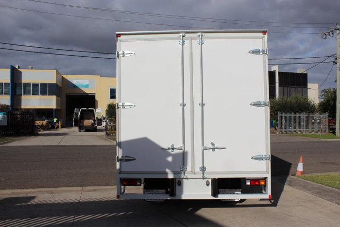 2024 Fuso Canter 515 WHITE