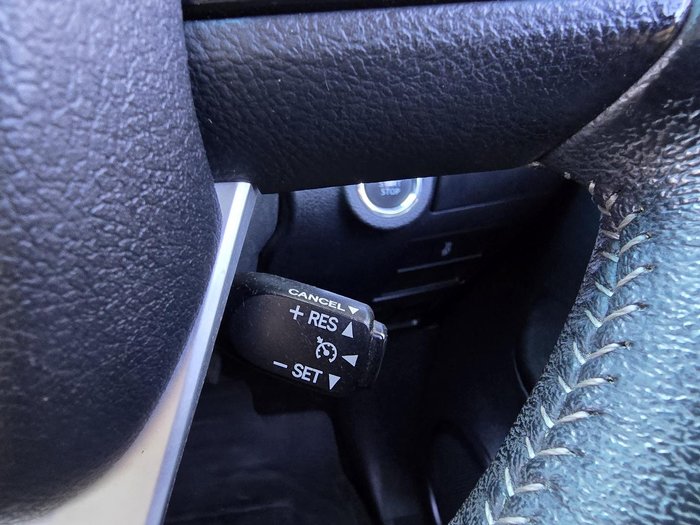 2017 Toyota Hilux SR5