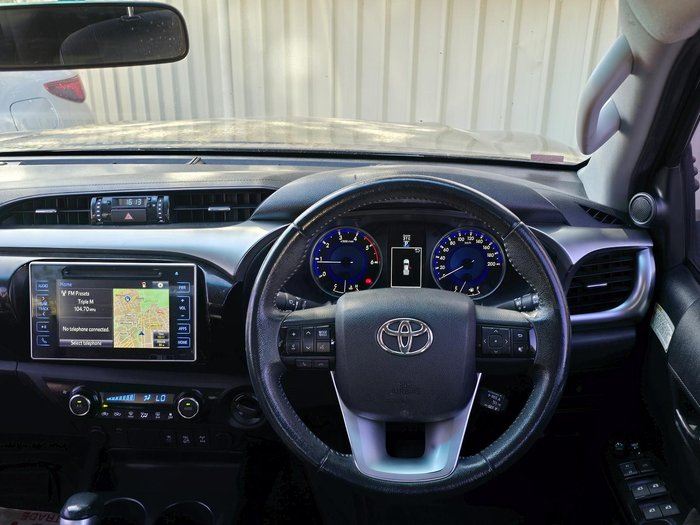 2017 Toyota Hilux SR5