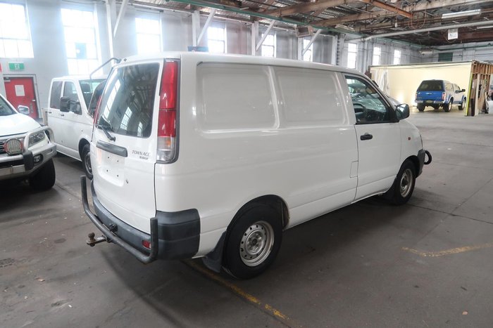 2003 Toyota Townace KR42R French Vanilla