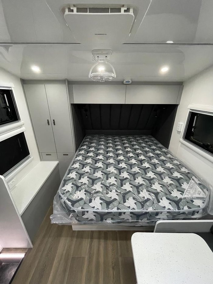 2025 Lotus Caravans 23'5 Dual Door Off Grid Double Bunk