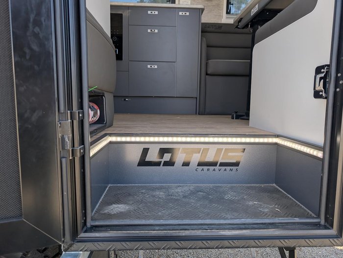 2025 Lotus Caravans 22' Rear Club Trooper