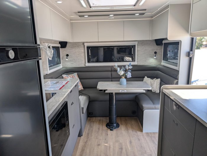 2025 Lotus Caravans 22' Rear Club Trooper