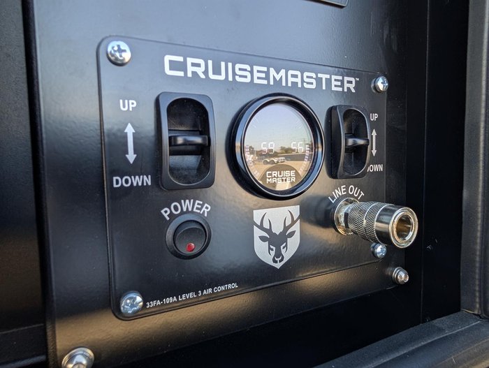 2025 Lotus Caravans 22' Rear Club Trooper