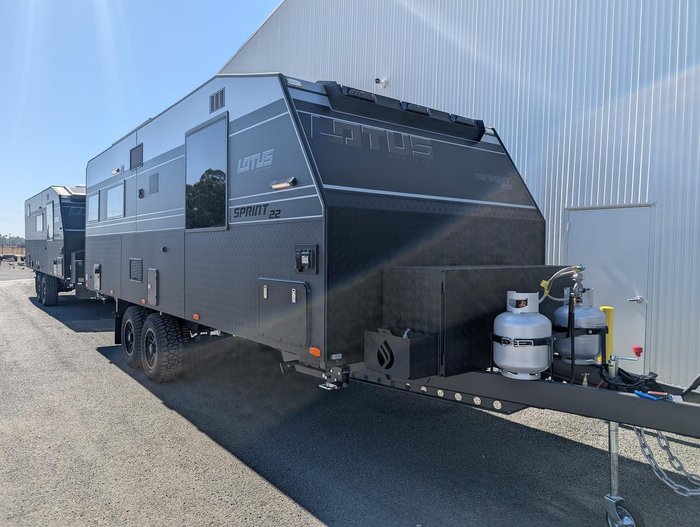 2025 Lotus Caravans 22' Sprint Rear Club