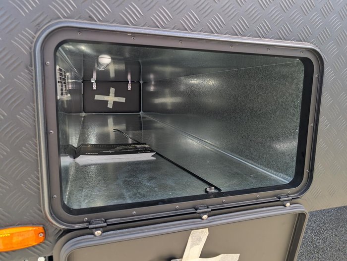 2025 Lotus Caravans 22' Sprint Rear Club