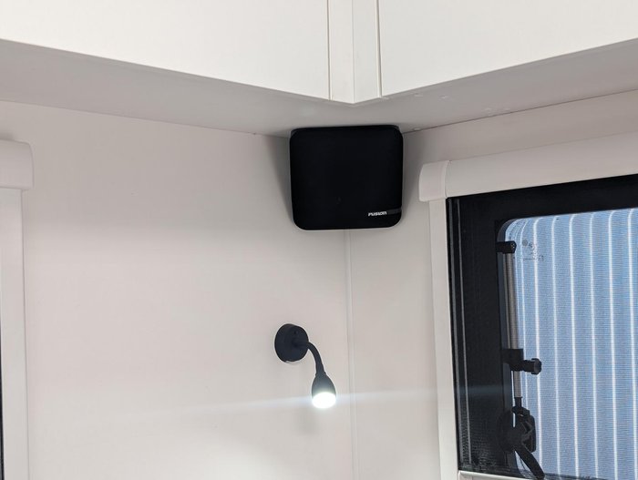 2025 Lotus Caravans 22' Sprint Rear Club